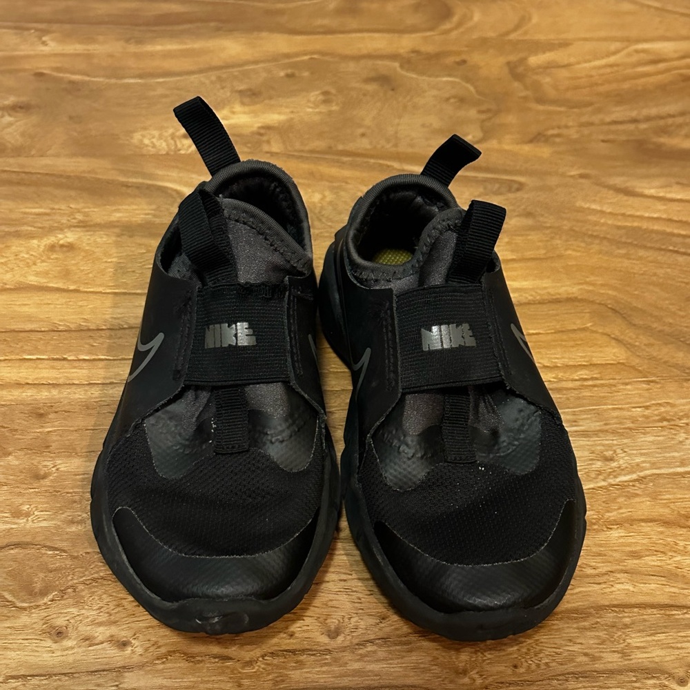 Nike Kids Flex Runner Shoes